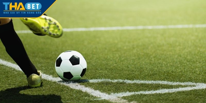 Kỹ thuật chuyền ngắn trong đá phạt góc